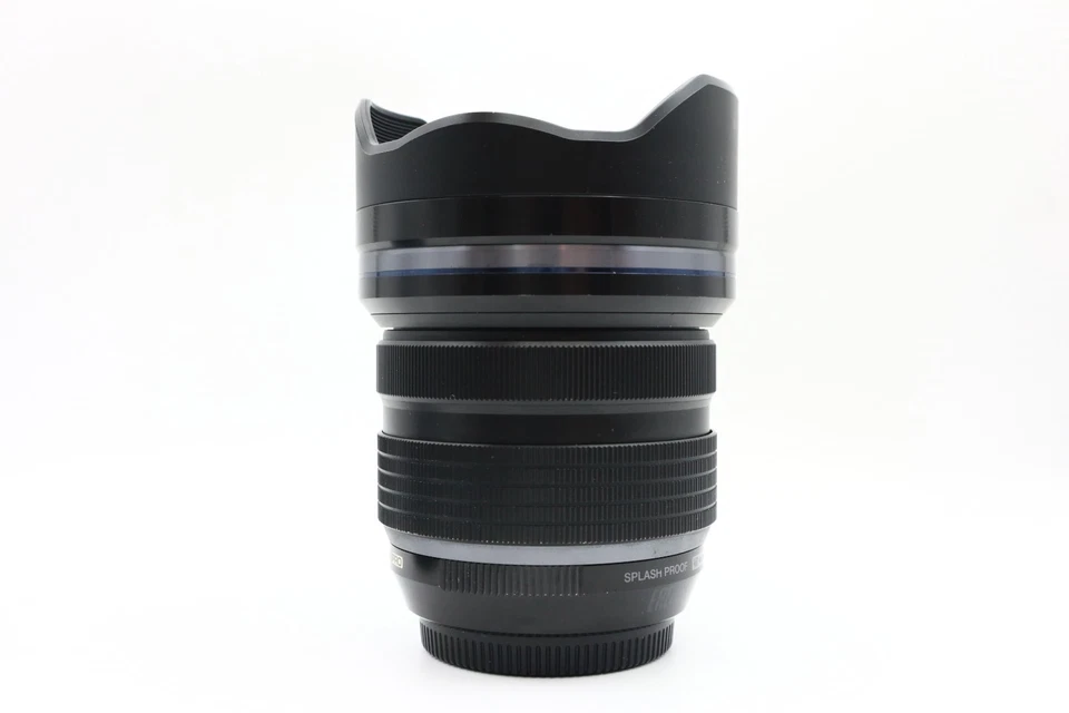 Olympus M.Zuiko Digital ED 7-14mm F/2.8 PRO - Image 2 of 4