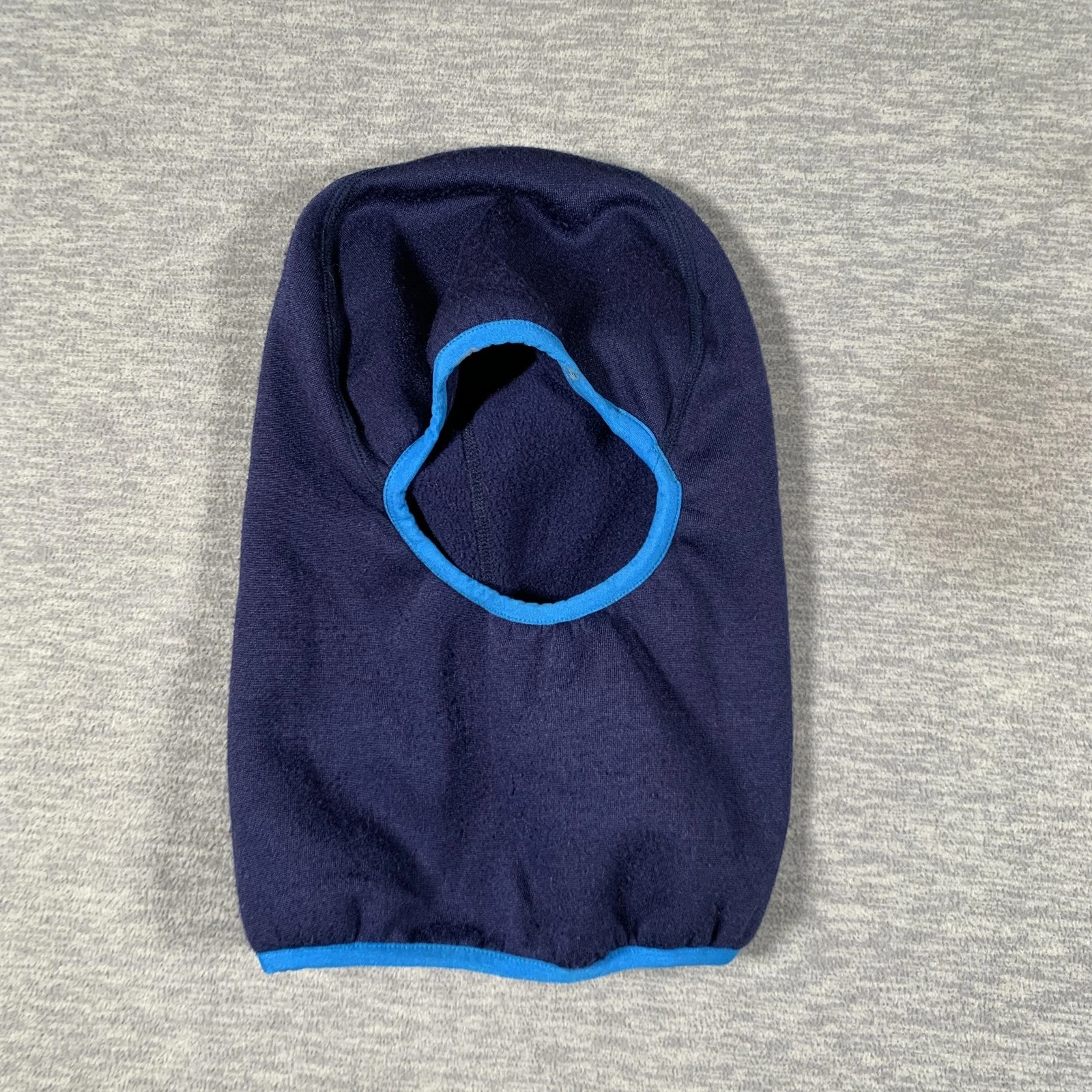 Vintage Patagonia Balaclava Mens Medium Blue Capilene Fleece Ski Winter USA
Opens in a new window or