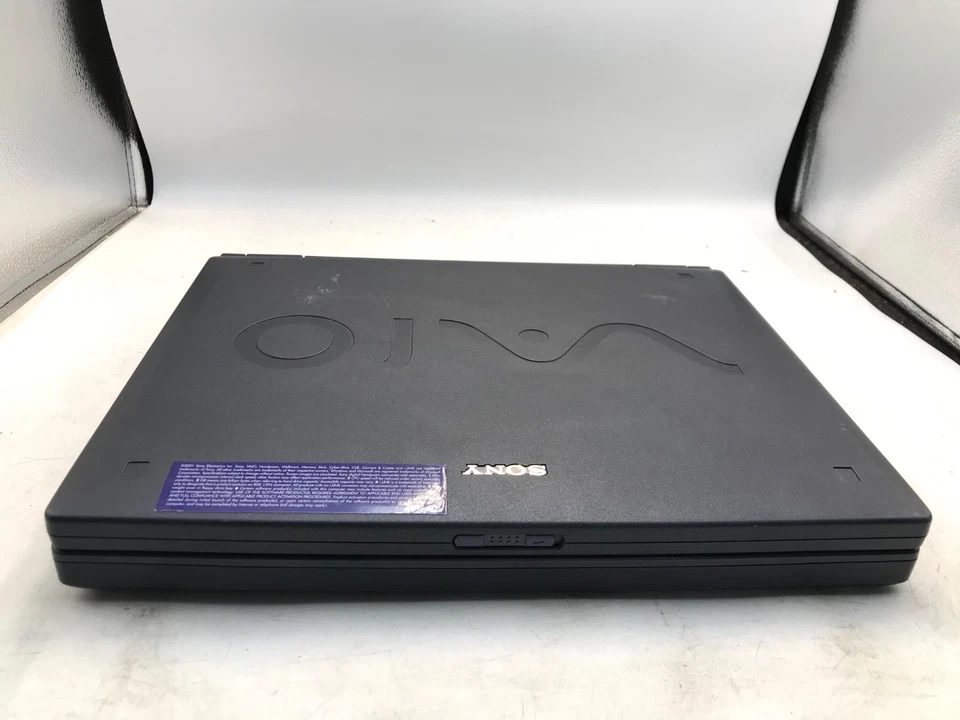 Portátil Sony VAIO PCG-FXA32 AMD Duron 15" 128Mb RAM-POTENCIA/PANTALLA DEFECTUOSA-MZ Foto 2 de 4