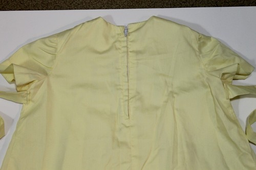 Vtg Yellow Short Sleeve Dress Daisy Applique Bodice Hand Made No Size Guess 4T - Picture 6 of 12