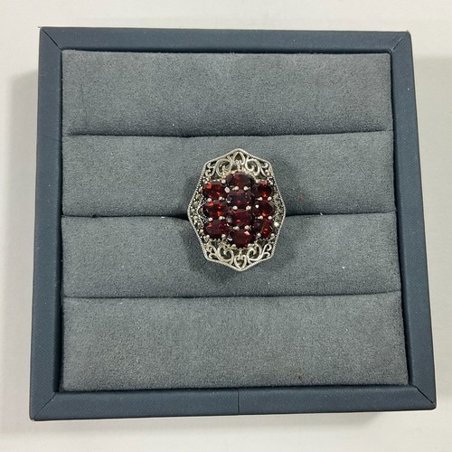 Bague En Argent 925 Avec Grenat Rouge - Style Gothique Fleur De Lys - Fait Main Thaïlande