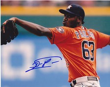 DAVID PAULINO  HOUSTON ASTROS   ACTION SIGNED 8x10