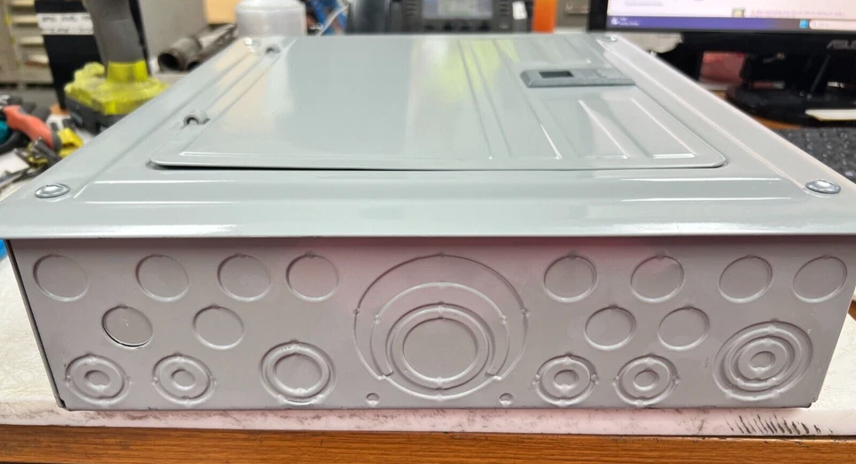 👀 SIEMENS 125 AMP MAIN LUG PANELBOARD 208Y/120V 120/240V 1Ø 12 CIR P1212L1125CU - Image 2 of 4