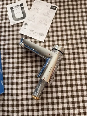 Grohe Euroeco Cosmopolitan CT Self-closing Pillar Tap 1/2″ 36265000