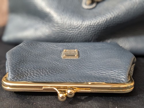 Dooney & Bourke Geldbörse schwarz genarbtes Leder/Kiss Lock gerahmt J8871918 - Bild 16 von 21