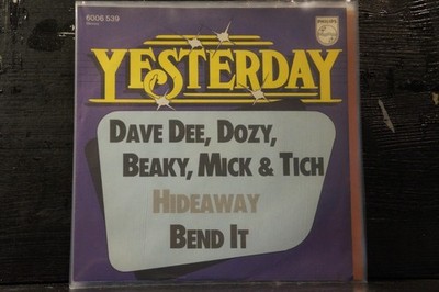 Dave Dee, Dozy, Beaky, Mick & Tich - Hideaway / Bend It  (7''S)