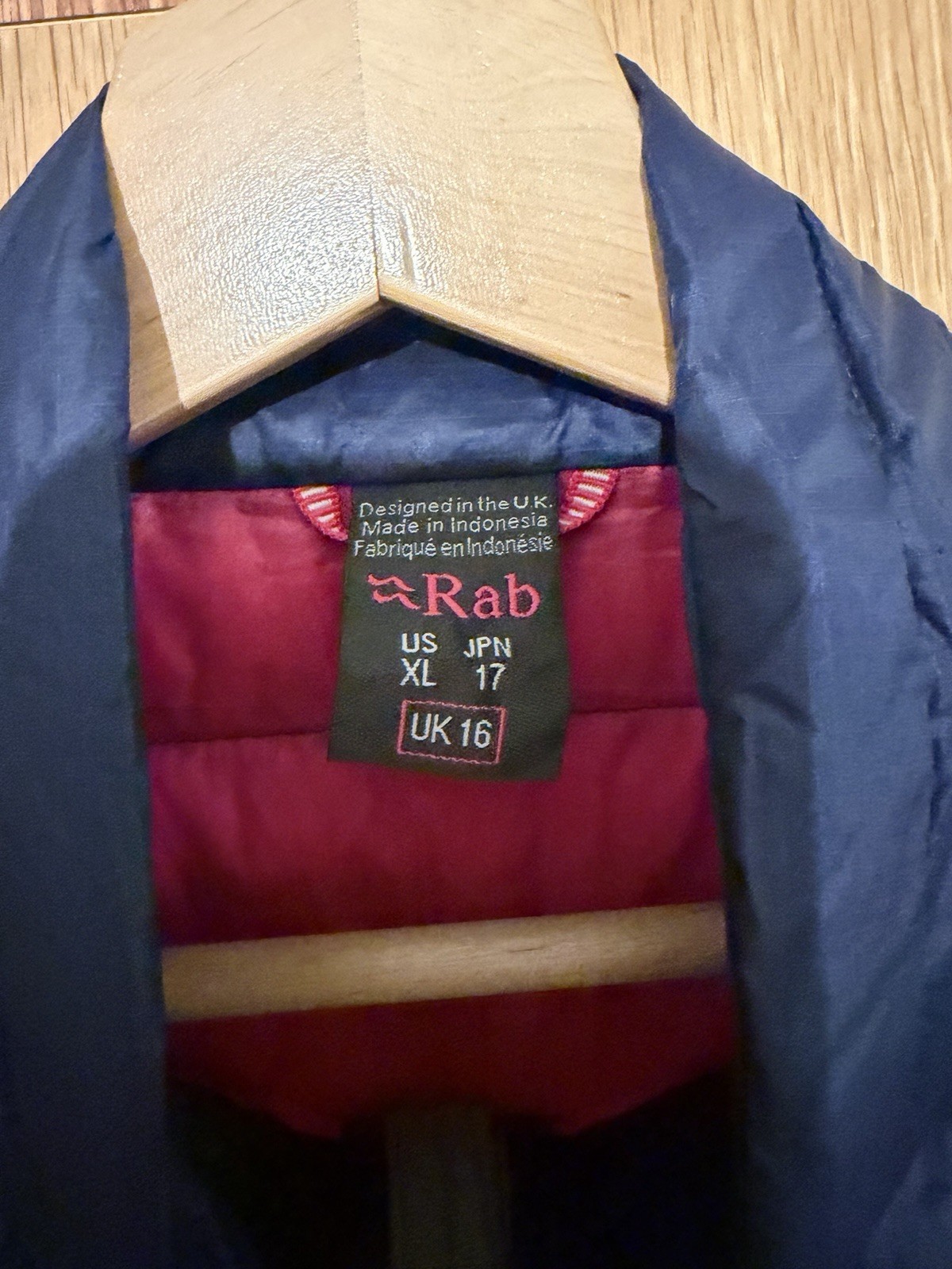 Rab Women’s Down Gilet Navy & Pink – Size 16 (XXL) – Faded Logo image 3