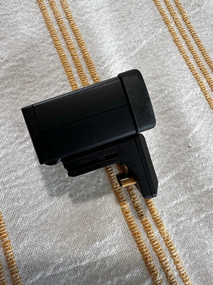 Panasonic DMW-LVF1 Buscador externo Live View para Lumix DMC-GF1, GF2, LX5 Foto 3 de 4