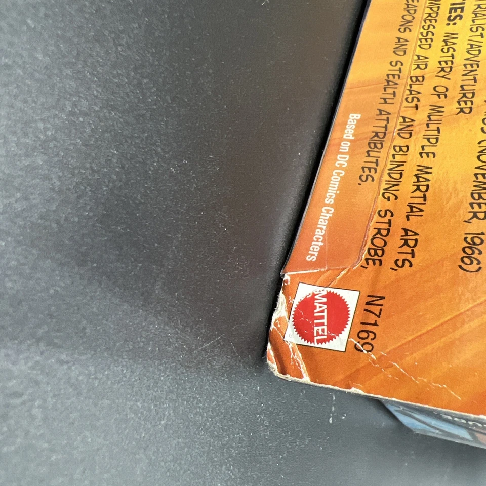 DC Universe 经典蓝色甲虫可动人偶 Wave 7 公仔 3 BAF 密封  — 第 4/4 张图片