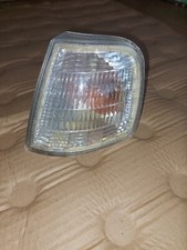 Clignotant Peugeot 405