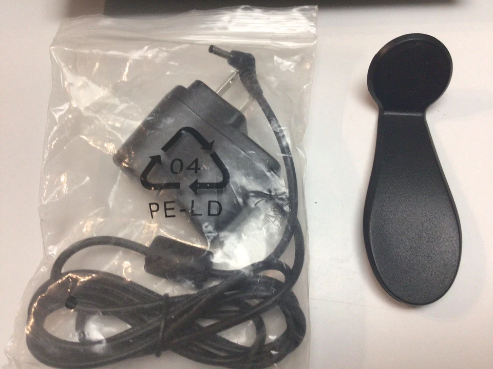 COBY DP700 BLK 7" WIDESCREEN DIGITAL PHOTO FRAME - Image 4 of 4