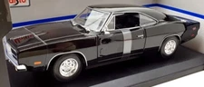 Maisto 1/18 Scale Diecast 31387 - 1969 Dodge Charger R/T - Black