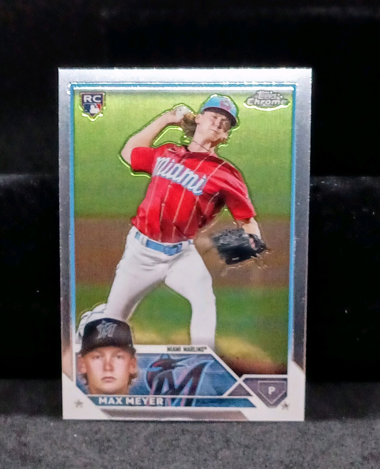 2023 Topps Chrome - #104 Max Meyer (RC)
