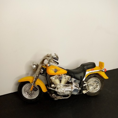 2001 Hot Wheels Harley Davidson Fat Boy Plastic Motorcycle - Picture 2 of 10