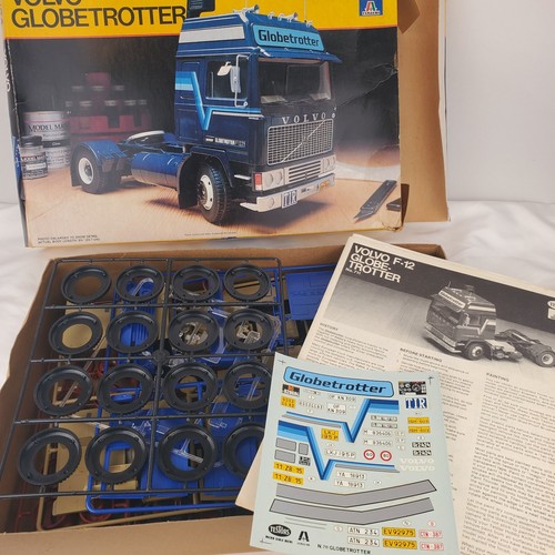 Testors Volvo Globetrotter 1/24 Scale Model Kit - Open Box - Picture 2 of 7