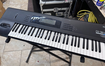 Korg 01/wfd 61key Music Workstation Synthesizer Battery Backlight