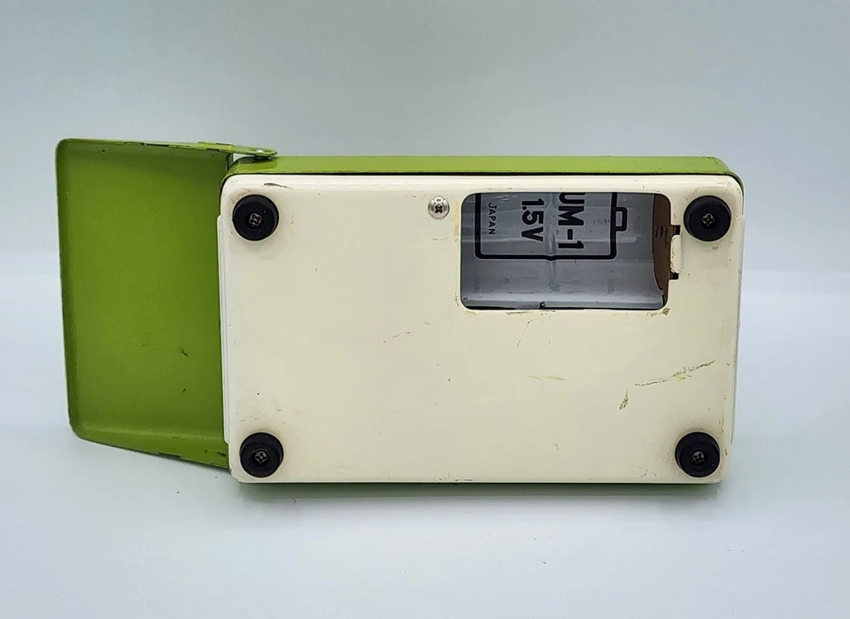  Винтажная игрушечная лито-оловянная швейная машинка на батарейках, ЯПОНИЯ - Изображение 4 из 4