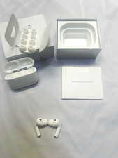 Apple AirPods Pro 3.Wireless MagSafe charging case! (Same as original)