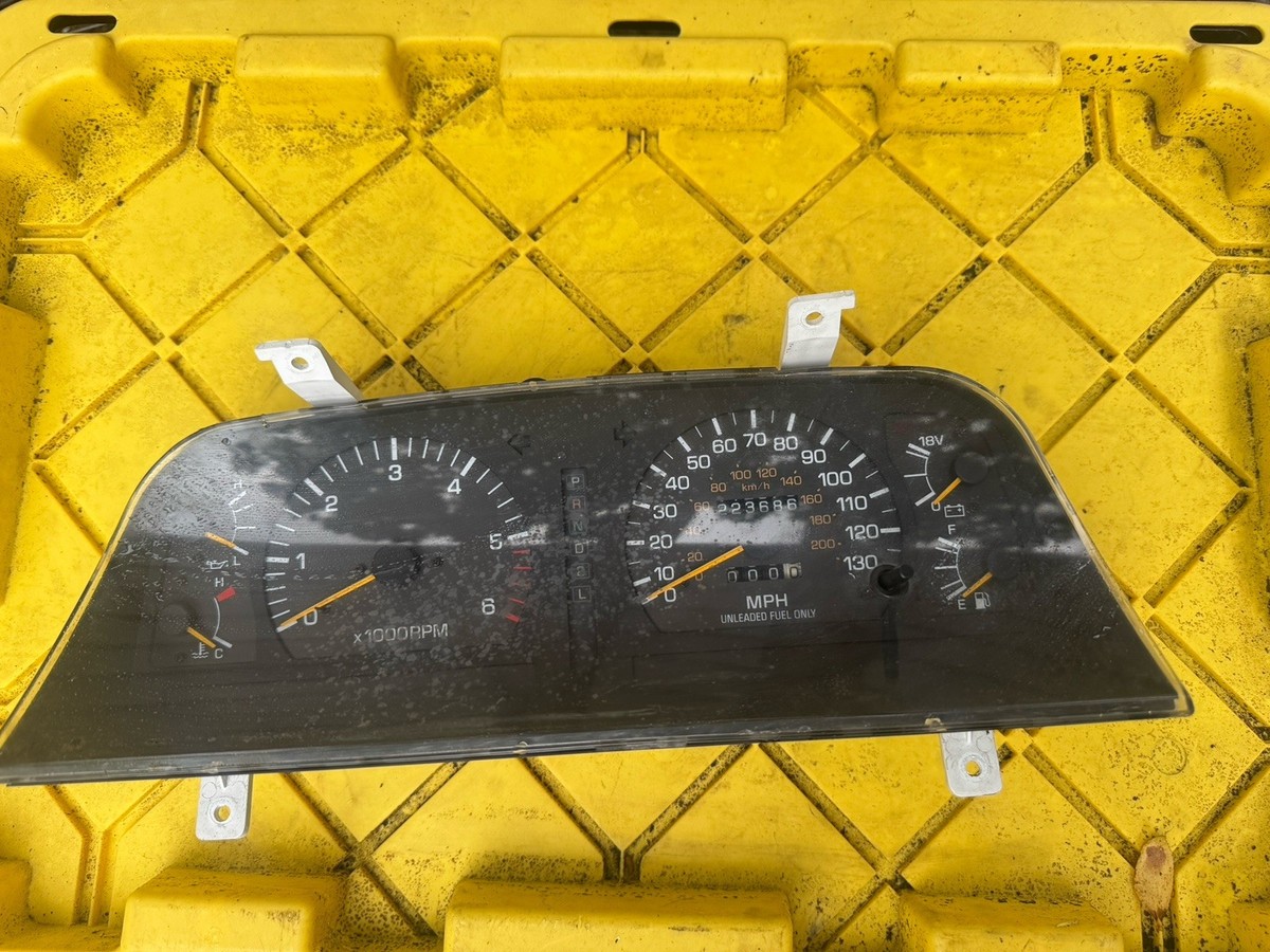 93-95 Toyota Land Cruiser Speedometer Cluster 185k 83010-60481 for