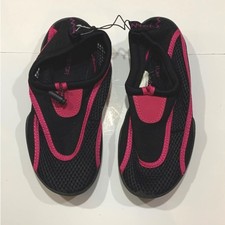 Aquastop  NWT Girls Bungee Mesh Water Shoes Black Pink Size 6