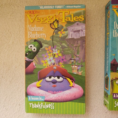 Veggie Tales 5 VHS Lot King George Larry Boy Dave Giant Pickle Madame Blueberry - Picture 9 of 15