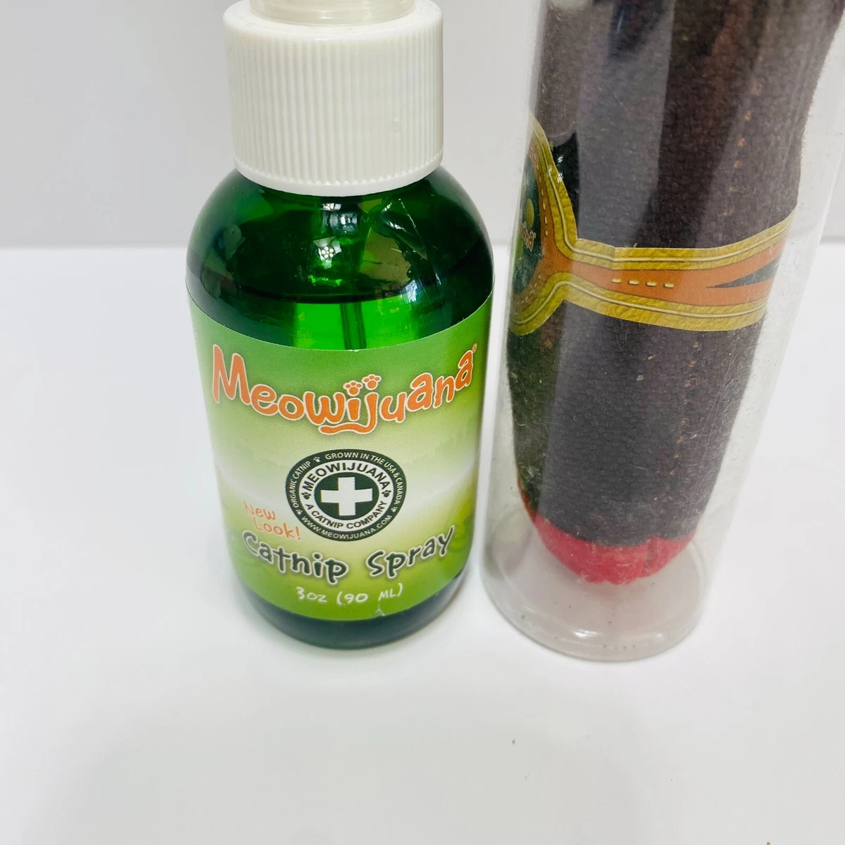 Meowijuana top catnip spray