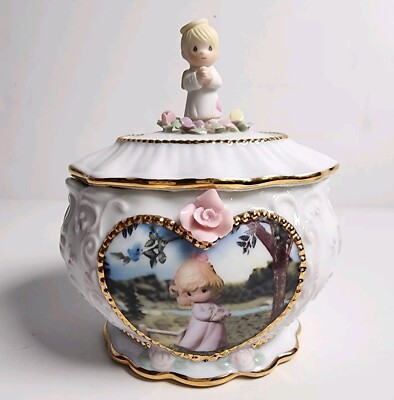 Precious Moments Blessings Heirloom Porcelain Music Box SERENITY PRAYER, Elliott