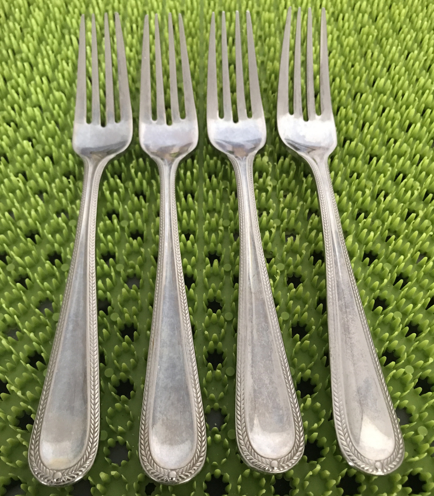 18/10 Glossy Flatware B22g