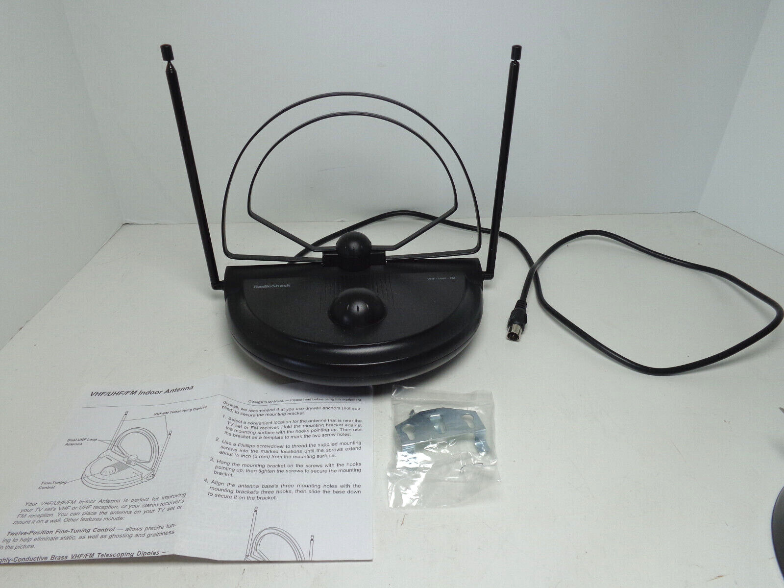 RADIO SHACK Indoor Antenna 151865 Top Of Set Mount VHF/UHF/FM eBay
