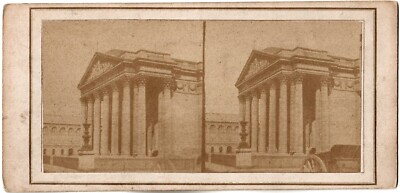 Paris 1855, The Pantheon and car in the foreground. Stereo photo on salt paper.