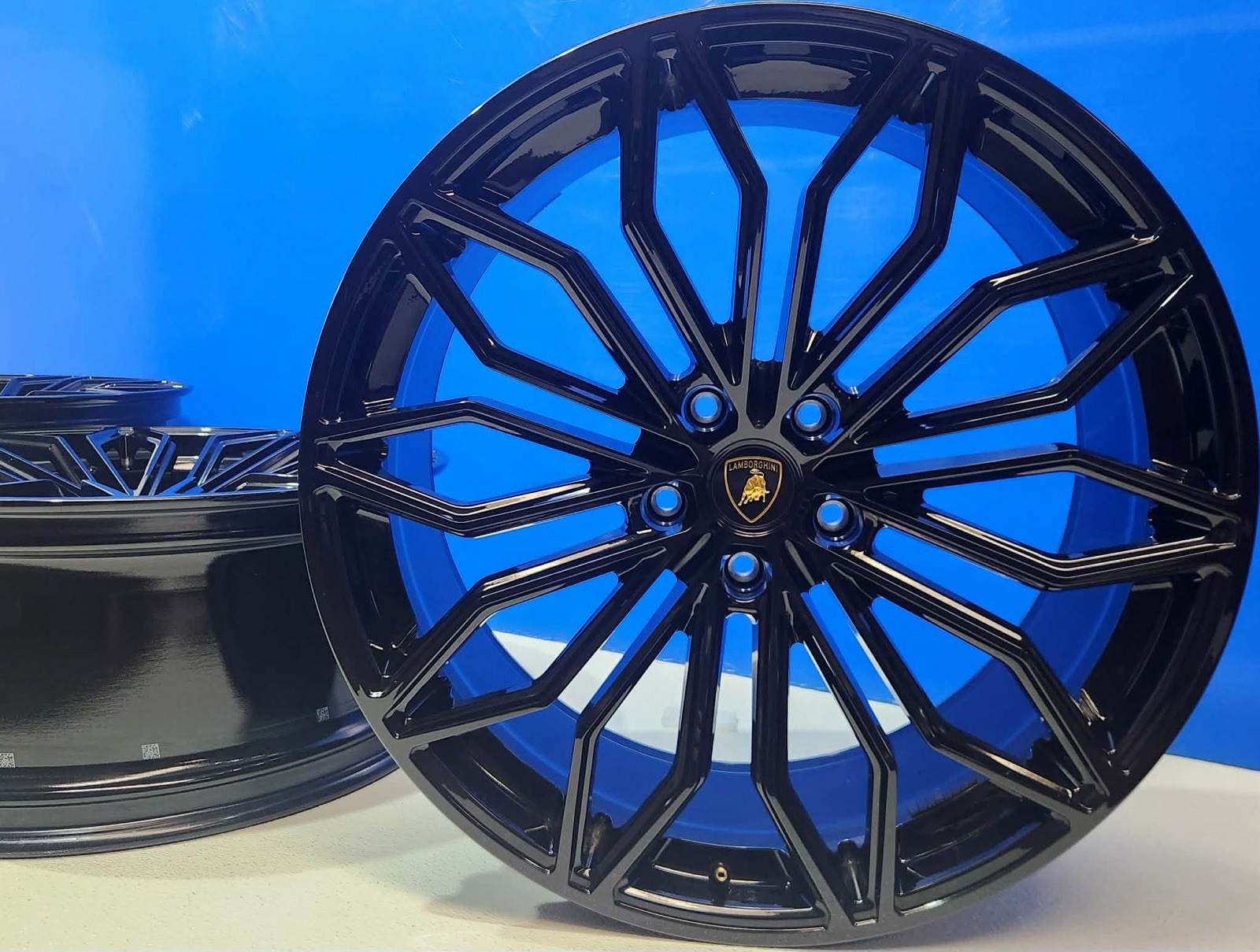 23”  Lamborghini Urus SE Factory OEM Black Wheels Rims Galanthus Performante