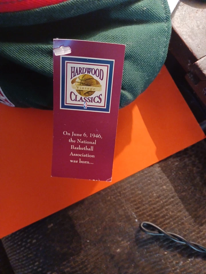 Nuevo Antiguo Stock Milwaukee Bucks REEBOCK AJUSTADO BORDADO 7/1/8 GORRA GORRA Foto 4 de 4