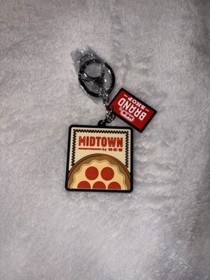 H E B Brand Shop Midtown Pizza Keychain   Limited Release