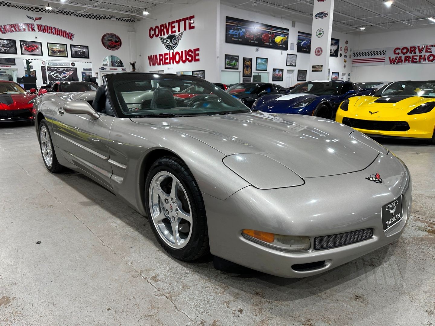 2001 [11U] Light Pewter Metallic Chevrolet Corvette   | C5 Corvette Photo 5