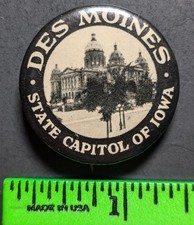 Vintage Des Moines Iowa State Capitol Pinback Pin Vintage Des Moines Iowa State Capitol Pinback Pin