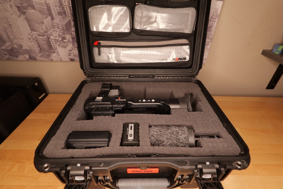 Panasonic HC-X20 4K Pro Camcorder + Mic + Extra Battery + Custom Case - Image 2 of 4