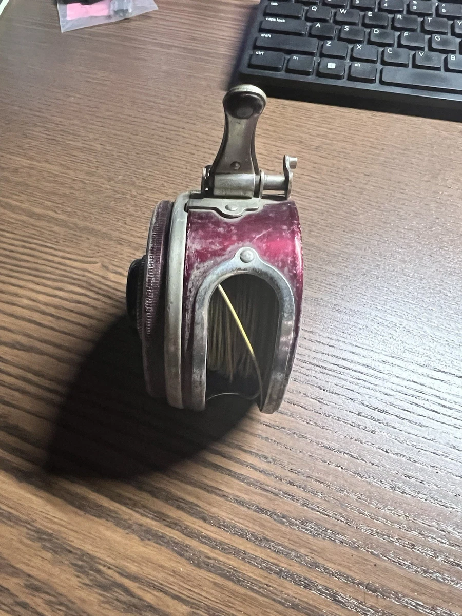 South Bend Oren-O-Matic Balanced Reel Model 1140 Vintage Fly