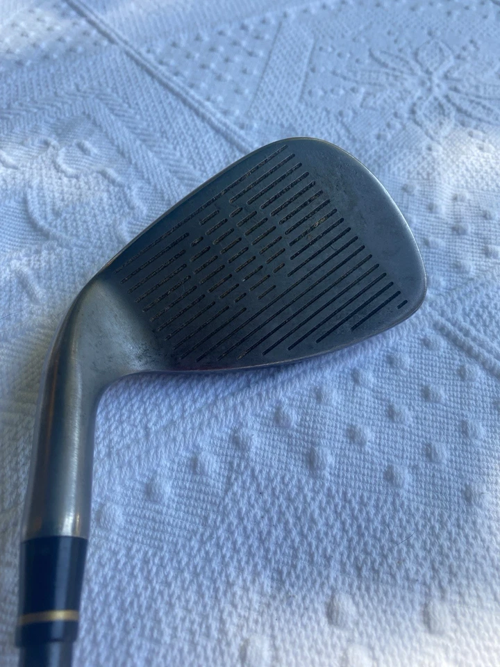 Tommy Armour Golf TI 100 Pure Titanium 8 Iron RH Regular Flex Graphite Shaft - Image 2 of 4