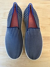 Rothys The Original Slip-On Sneaker Womens Size 7 Navy Blue Riviera Pinstripe