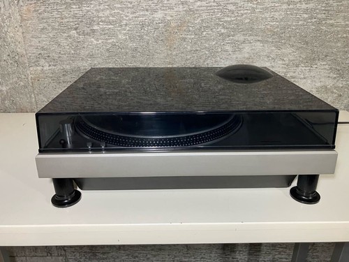 Technics SL-1200 First Generation Turntable Direct Drive Record Player Working - Picture 5 of 10