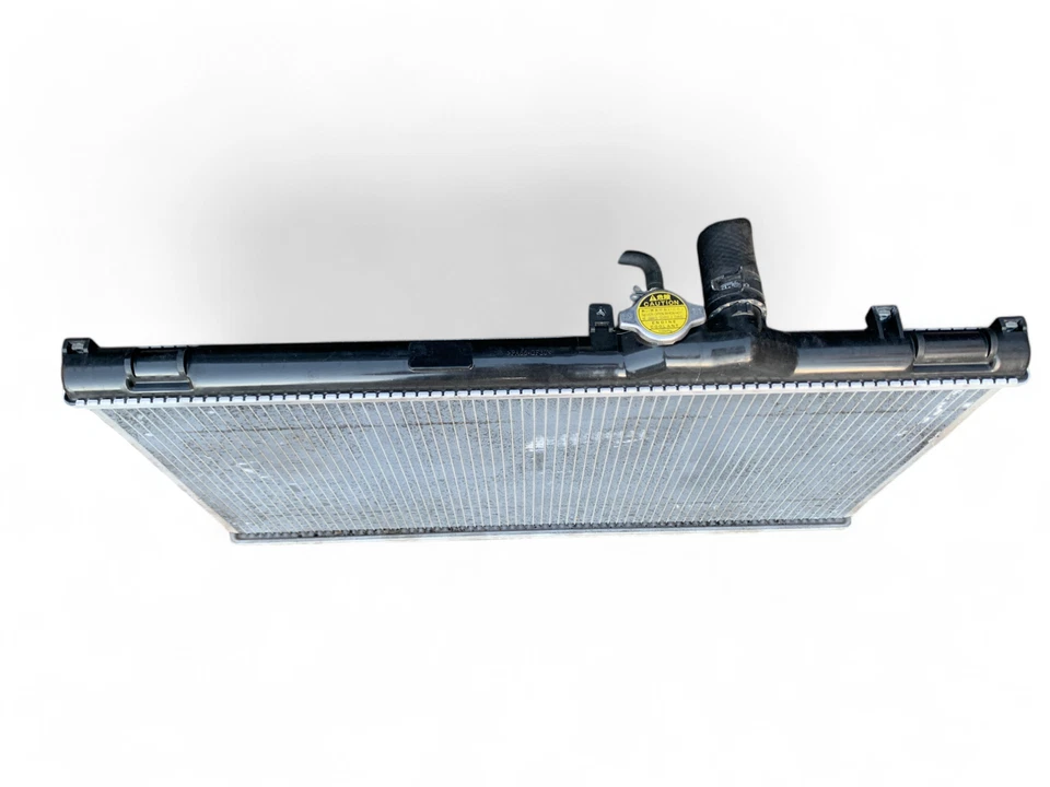 2001 - 2005 年 LEXUS IS300 发动机收音机冷却组件工厂原始设备制造商 253 +++ #A22 — 第 3/4 张图片