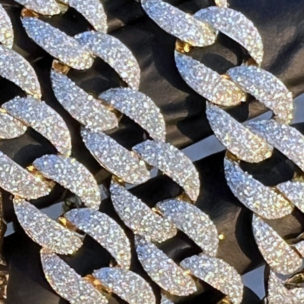 14K Gold Plated Hip Hop Chain Frosted Glitter Cuban Links 14K Gold Plated Hip Hop Chain Frosted Glitter Cuban Links