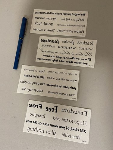 Juego de 4 hojas impermeables pegatinas temporales para tatuajes escribir palabras letras arte corporal - Imagen 8 de 8