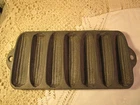 VTG. WAGNER USA CAST IRON CORNBREAD BAKER 13"