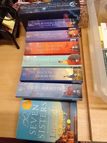 Seven Sisters Series Collection 8 Books Set By Lucinda Riley 7xpb 1x hc