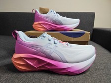 Image of ASICS NOVABLAST 5 WOMENS SKY DIGITAL SAKURA RUNNING TRAINERS SIZE UK 7.5 NEW