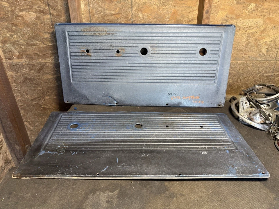 Paneles de puerta delanteros para conductor y pasajero Chevy C10 C20 C30 C40 C50 1967-1972 OEM Foto 2 de 4