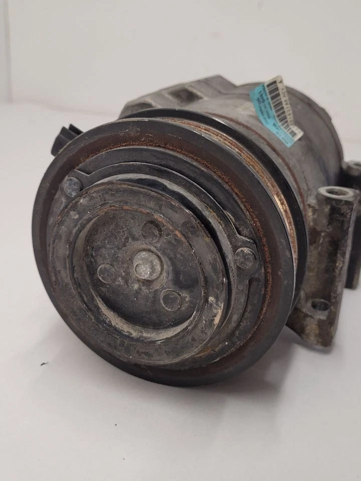 2011-2014 DODGE CHALLENGE AC Compressor 68021637AF 11-14 - Imagem 4 de 4
