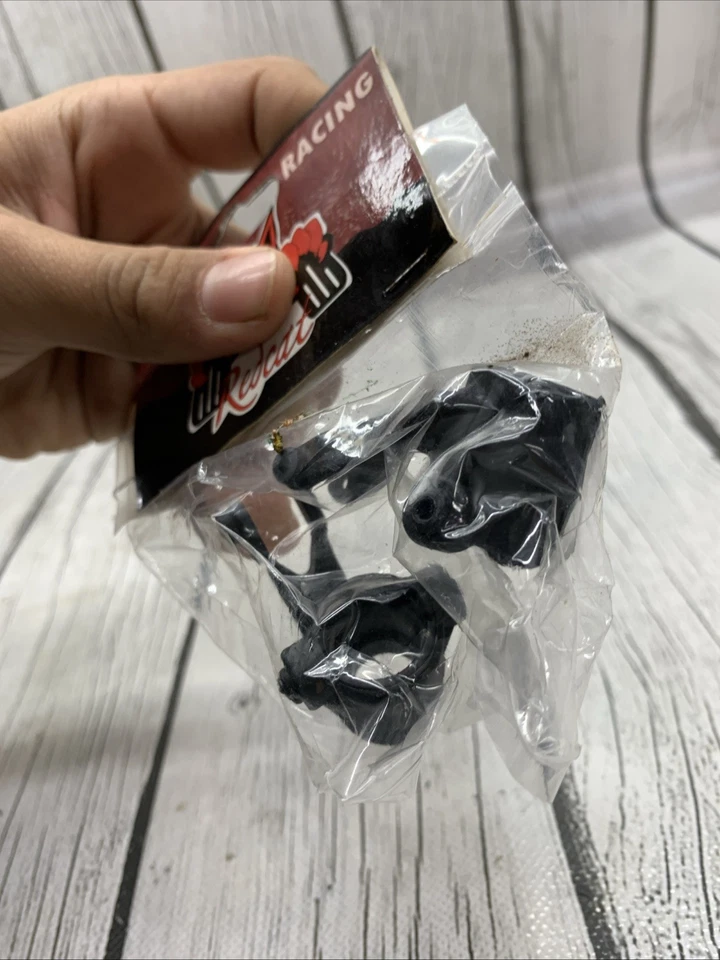 Redcat Racing Plastic Front Steering L/R (1 - Image 3 of 4