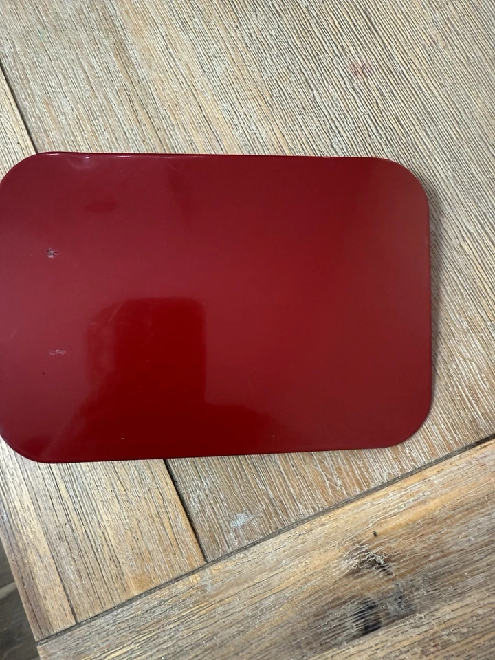 84-01 Jeep Cherokee Fuel Filler Gas Cap Door Red (R93) - Image 3 of 4